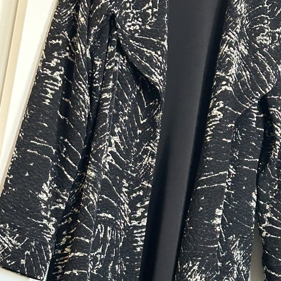 Eva Varro Barcelona Pebble Open-Front Statement Blazer Jacket  -Size LARGE - Picture 4 of 10